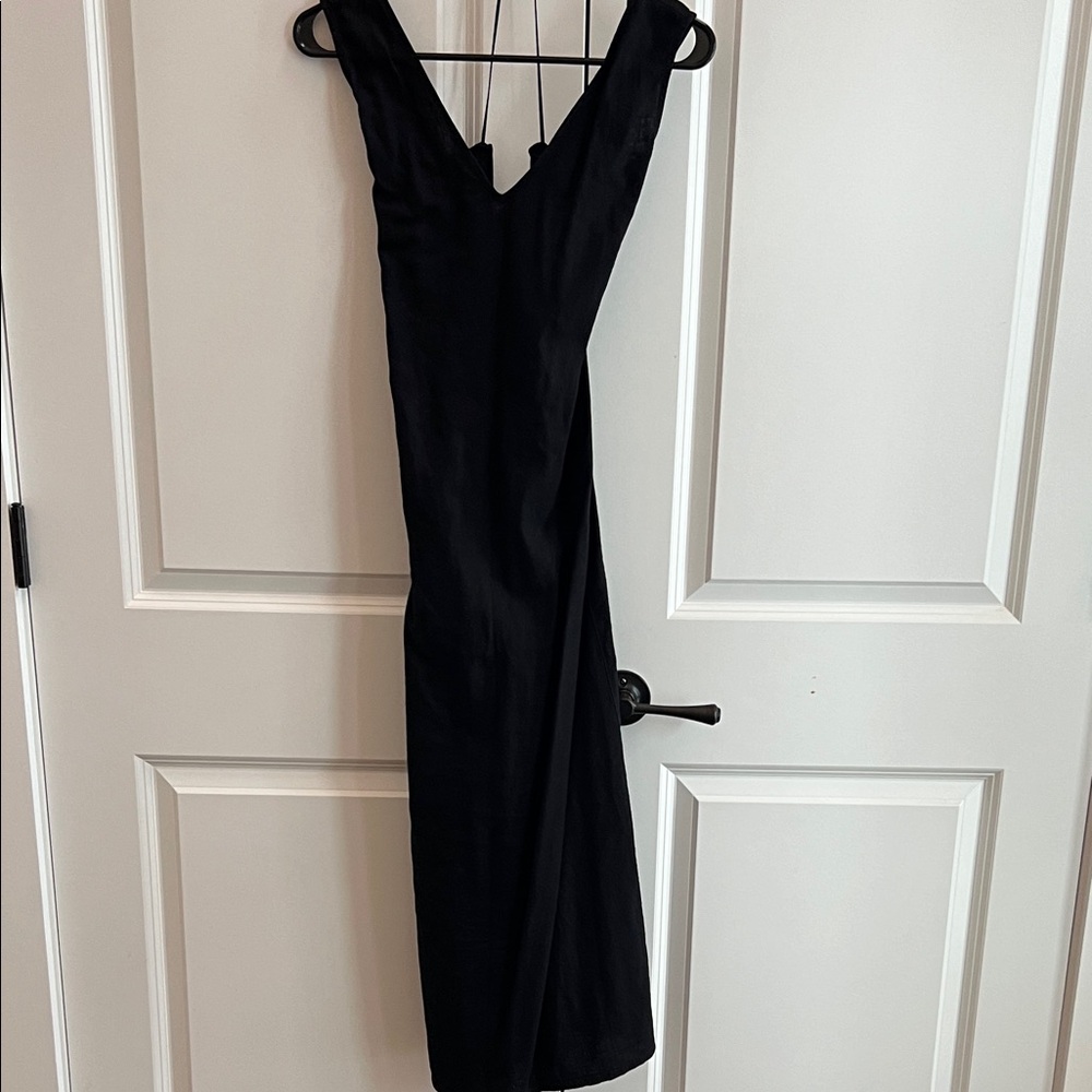 Tahari Black Linen Dress with pockets